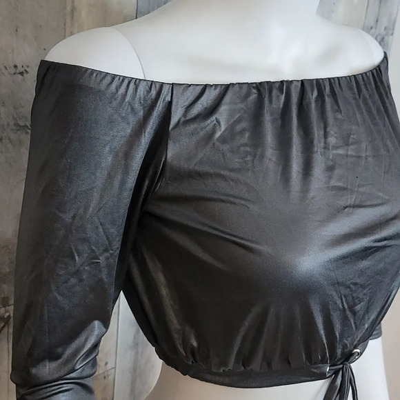 Koral Drawstring  Shimmer Off Shouder Crop Top - Picture 3 of 10
